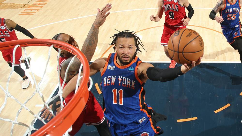 New York Knicks Point Guard Attempts a Layup