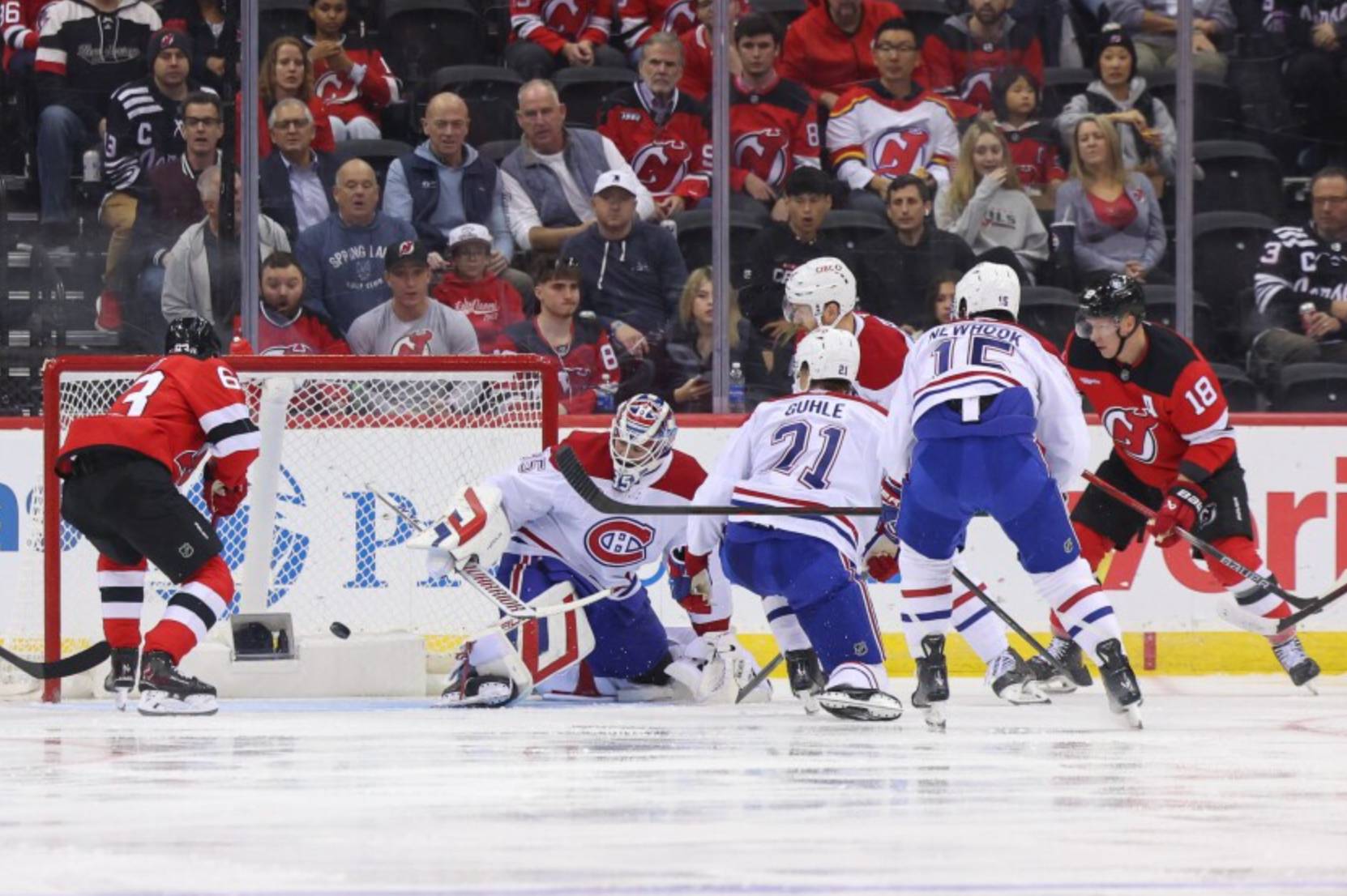 Devils Scoring against the Canadiens