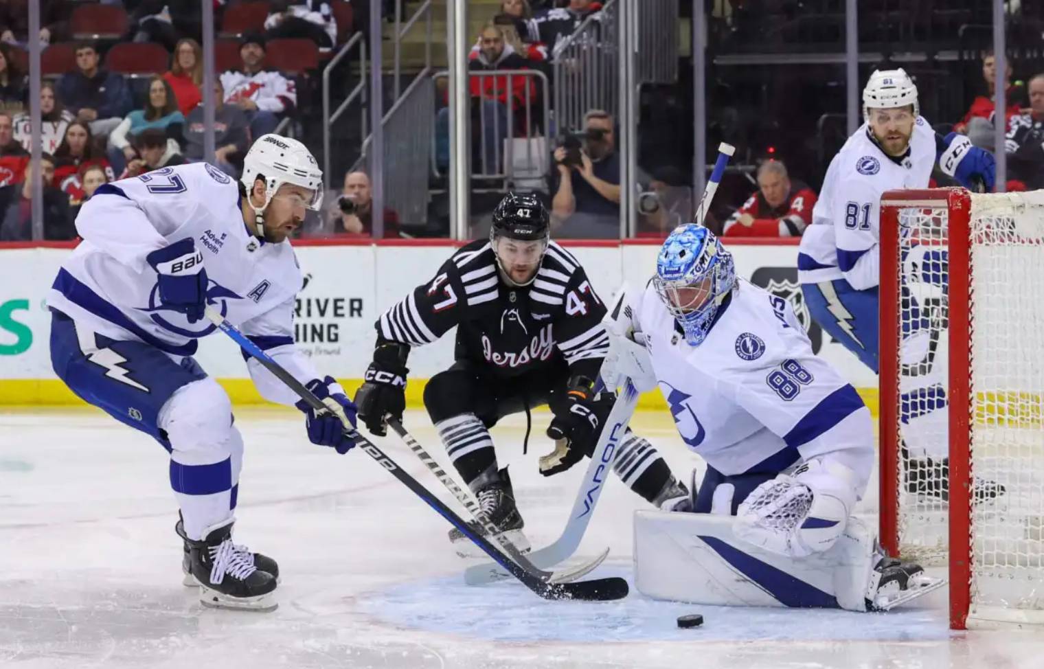 Devils vs Lightning