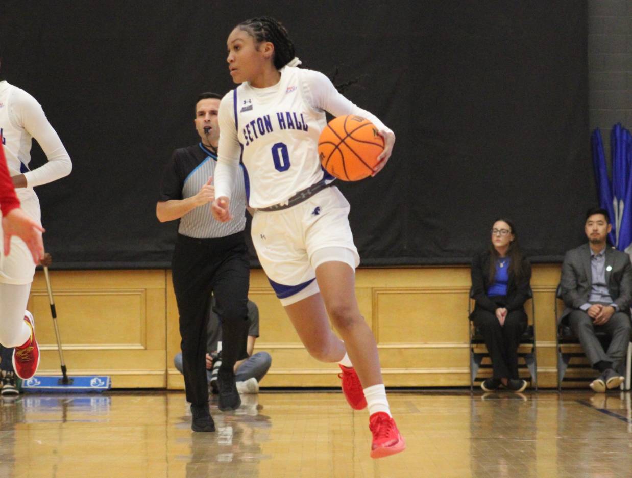 Eads with ball against Sacred Heart