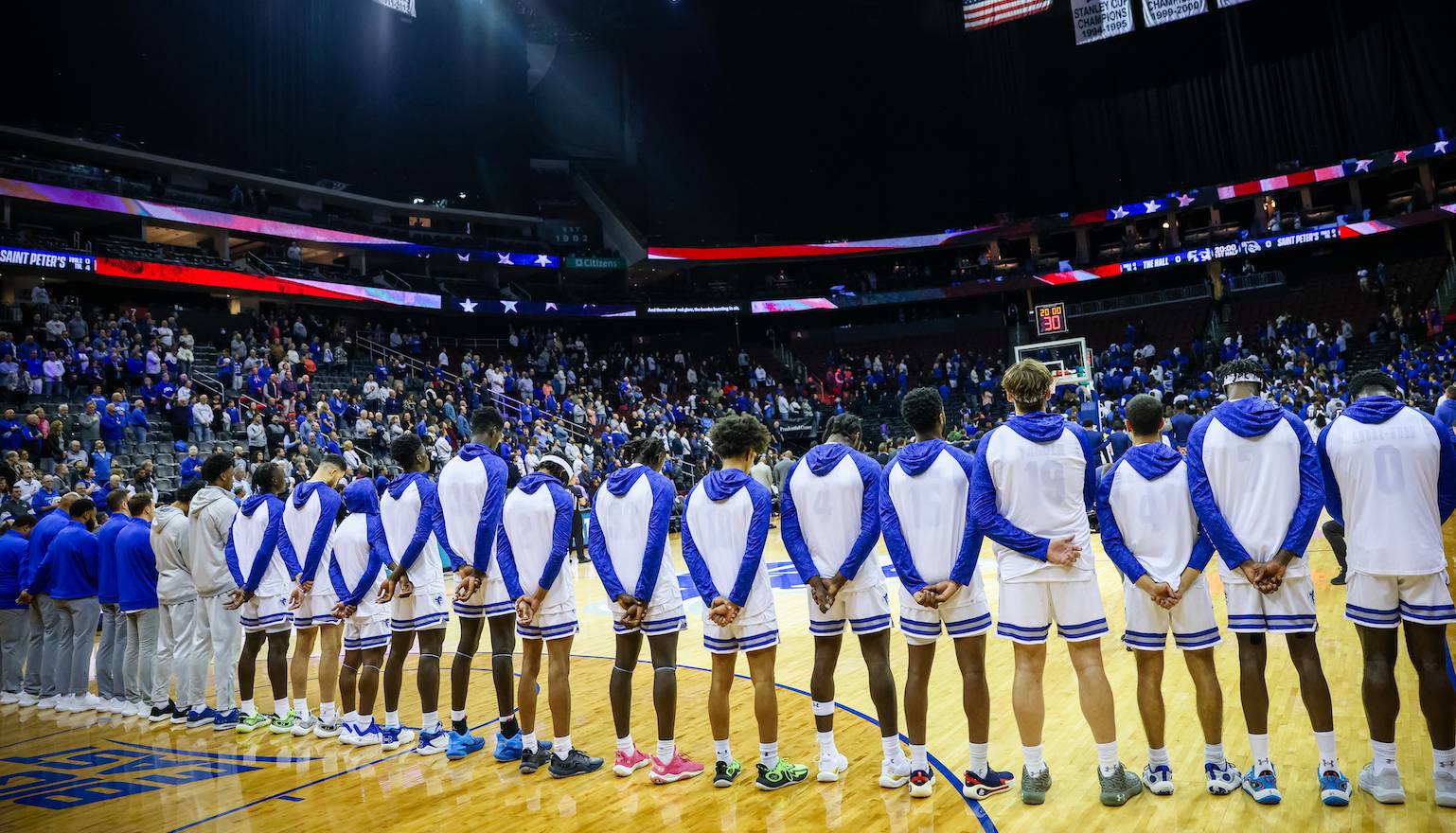 Men's Basketball Team Lined Up